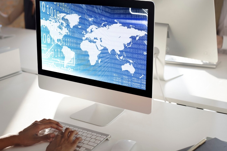 深圳品牌出海營(yíng)銷(xiāo)：全球化浪潮下的全新機(jī)遇與挑戰(zhàn)