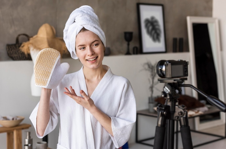 小品牌如何通過海外社媒代運(yùn)營實現(xiàn)爆發(fā)式增長？