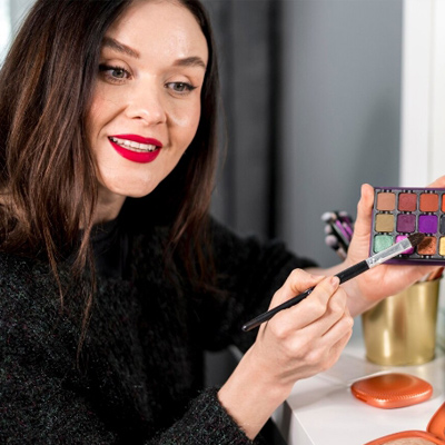 如何與YouTube網(wǎng)絡(luò)紅人合作，助力品牌騰飛