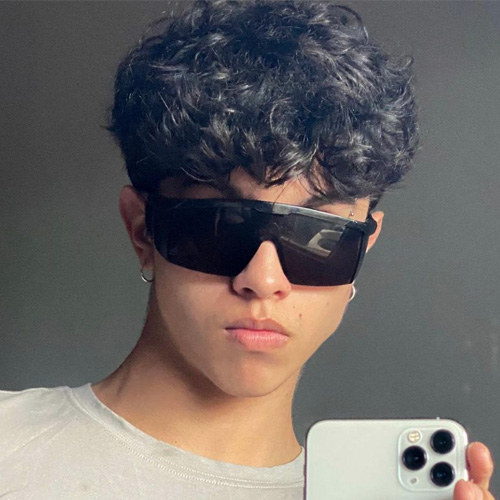 Tik Tok紅人推廣： L***a｜巴西 模特