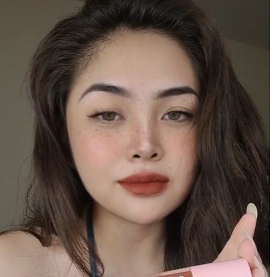 如何通過海外紅人營銷提升產(chǎn)品曝光度（掌握提升曝光度的海外紅人技巧）