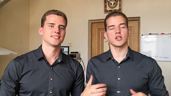 俄羅斯網(wǎng)紅維爾扎科夫雙胞胎